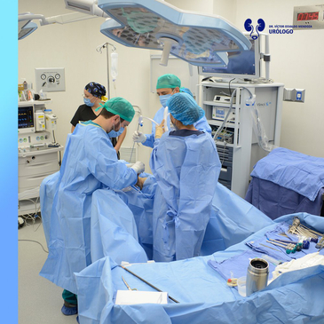 Slider image (9) Dr. Victor Mendoza - Urologist